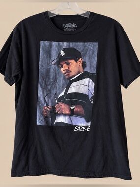 Eazy E Graphic Tee L